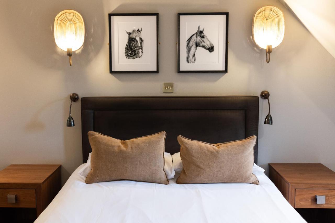Stirrups Hotel 브랙넬 외부 사진